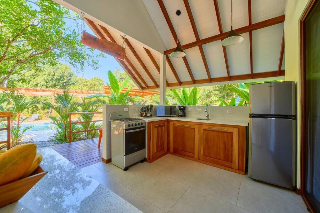 Casa Kristel - Exquisite Villa Getaway Puerto Viejo de Talamanca Exterior photo